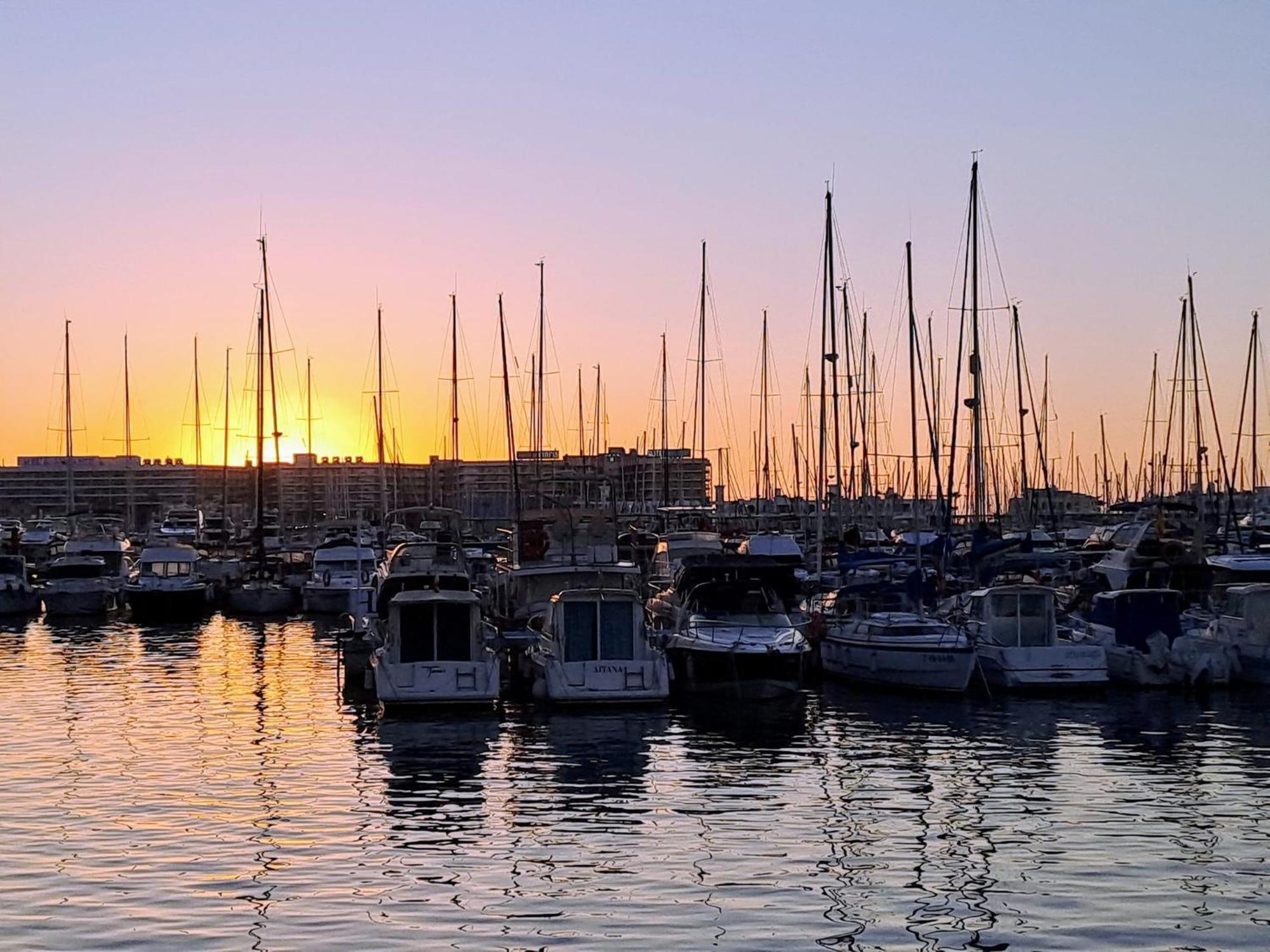 San Francisco 10 - 6 Apartamentos Boutique En El Centro - Playa Postiguet อาลิกันเต ภายนอก รูปภาพ